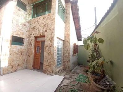 Sobrado com 4 Quartos à venda, 272m² no Vila Bocaina, Mauá