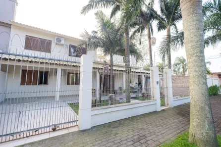Casa com 3 Quartos à venda, 270m² no Laranjal, Pelotas