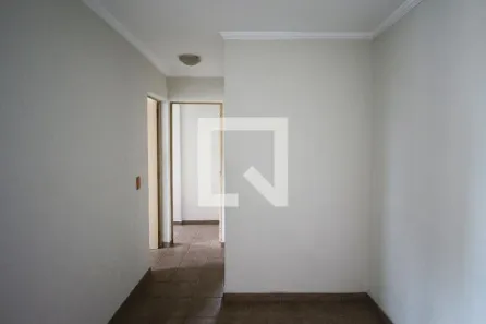 Apartamento com 2 Quartos à venda, 57m² no Vila Carmosina, São Paulo