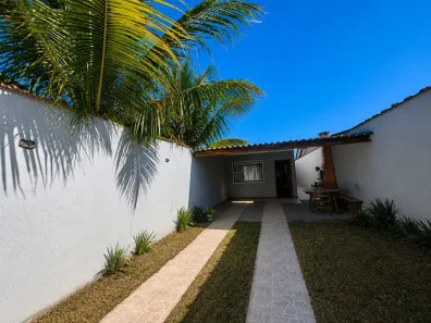 Casa com 2 Quartos para alugar, 150m² no Jardim Enseada, Guarujá