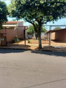 Casa com 3 Quartos à venda, 161m² no Centro, Araraquara