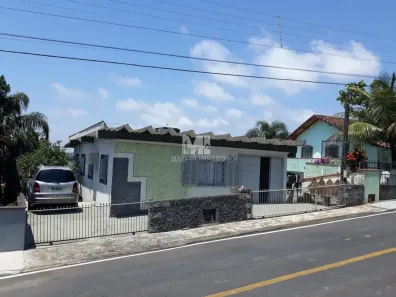 Casa com 6 Quartos à venda, 131m² no Centro, Barra Velha