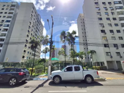 Apartamento com 3 Quartos para alugar, 98m² no Farolândia, Aracaju