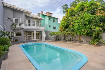 Casa com 3 Quartos à venda, 406m² no Niterói, Canoas