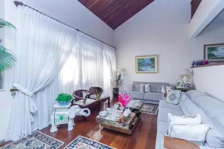 Casa com 5 Quartos à venda, 374m² no Mangabeiras, Belo Horizonte