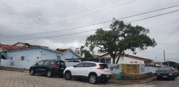 Lote/Terreno à venda, 716m² no Capoeiras, Florianópolis