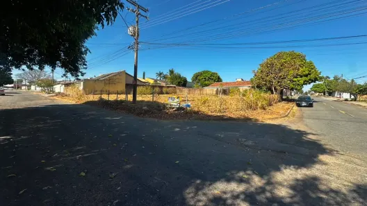 Lote/Terreno à venda, 921m² no Jardim Presidente, Goiânia