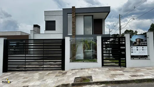 Casa com 3 Quartos à venda, 227m² no Nossa Senhora da Saúde, Caxias do Sul