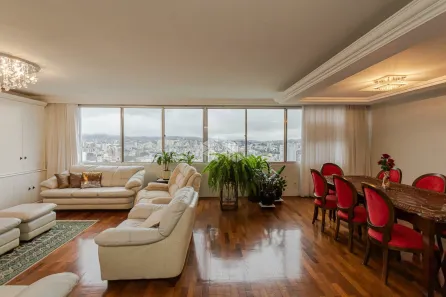 Apartamento com 3 Quartos à venda, 223m² no Rio Branco, Porto Alegre