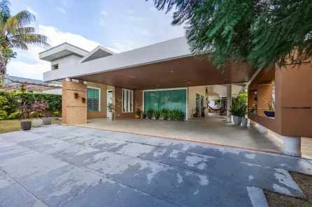 Casa de Condomínio com 4 Quartos à venda, 550m² no Ponta Negra, Manaus