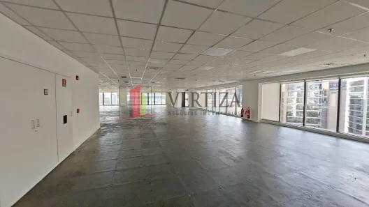 Sala Comercial com 2 Quartos para alugar, 1300m² no Vila Olímpia, São Paulo