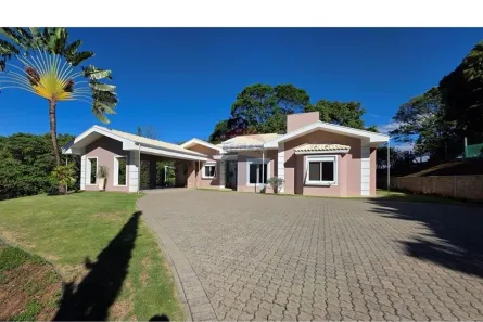 Casa com 4 Quartos à venda, 190m² no Centro, Pedreira
