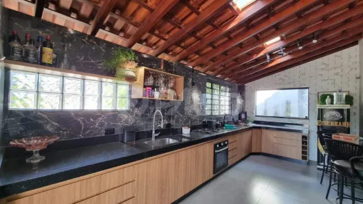Fazenda/Sítio com 2 Quartos à venda, 258m² no Residencial Paineiras, Piracicaba
