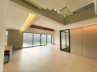 Casa de Condomínio com 4 Quartos à venda, 338m² no Granja Marileusa, Uberlândia