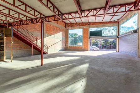 Ponto Comercial para alugar, 340m² no Jardim Carvalho, Porto Alegre