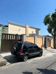 Casa com 3 Quartos à venda, 200m² no Parque 10 de Novembro, Manaus