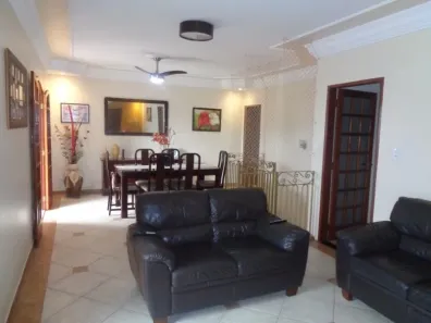 Sobrado com 3 Quartos à venda, 217m² no Jardim Brasília, Piracicaba