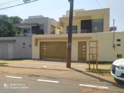 Casa com 4 Quartos à venda, 220m² no Jardim América, Goiânia