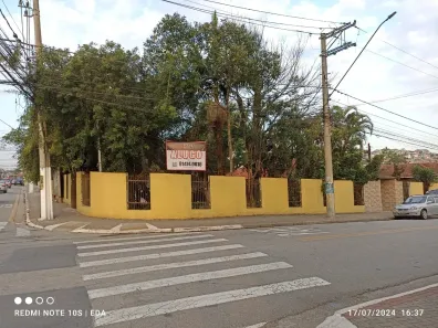 Imóvel Comercial com 3 Quartos para alugar, 1600m² no Vila Assis Brasil, Mauá