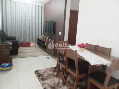 Apartamento com 2 Quartos à venda, 60m² no Dona Zulmira, Uberlândia