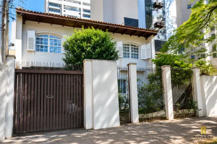 Sala Comercial com 4 Quartos para alugar, 302m² no Água Verde, Curitiba