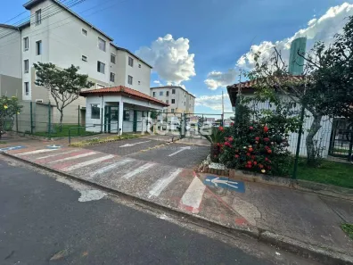 Apartamento com 2 Quartos à venda, 49m² no Novo Mundo, Uberlândia
