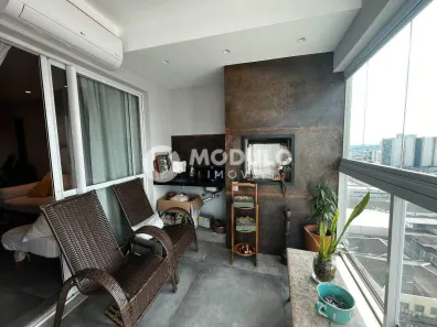 Apartamento com 3 Quartos para alugar, 110m² no Centro, Uberlândia