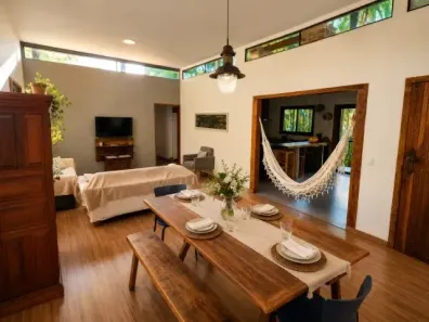 Casa com 4 Quartos para alugar, 240m² no Vargem Grande, Rio de Janeiro