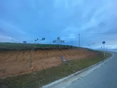 à venda, 330m² no Urbanova, São José dos Campos