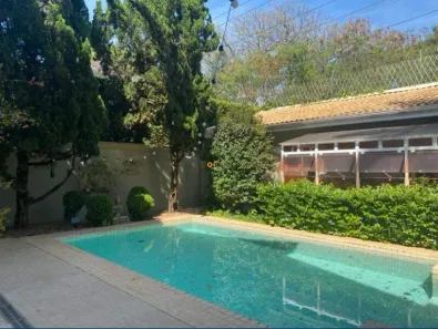 Casa com 3 Quartos para alugar, 460m² no Alto de Pinheiros, São Paulo