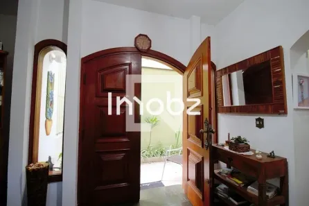 Casa com 5 Quartos à venda, 400m² no Jardim Leonor, São Paulo