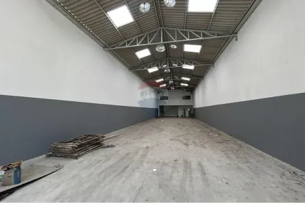 Galpão/Depósito/Armazém para alugar, 410m² no Vila Assis Brasil, Mauá