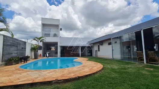 Sobrado com 5 Quartos à venda, 226m² no Jardim Aeroporto, Marília