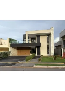 Sobrado com 3 Quartos à venda, 320m² no Residencial Goiânia Golfe Clube, Goiânia