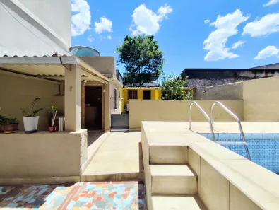Casa com 3 Quartos à venda, 74m² no Irajá, Rio de Janeiro