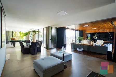 Casa com 4 Quartos à venda, 671m² no América, Joinville