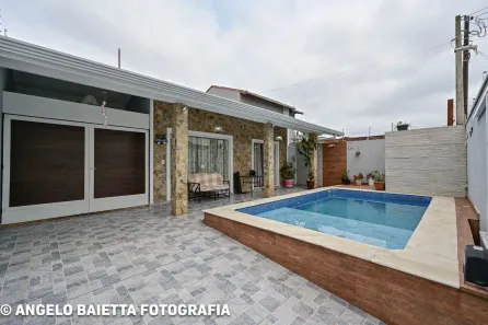 Casa com 4 Quartos à venda, 172m² no Bal Stella Maris, Peruíbe