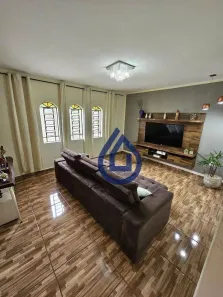 Casa com 3 Quartos à venda, 200m² no Vila Operária, Rio Claro