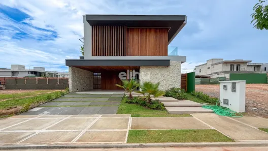 Casa de Condomínio com 4 Quartos à venda, 311m² no Centro, Eusébio