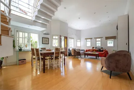 Casa com 3 Quartos à venda, 254m² no Sumaré, São Paulo