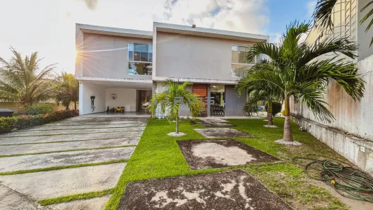 Casa com 4 Quartos à venda, 321m² no Garça Torta, Maceió