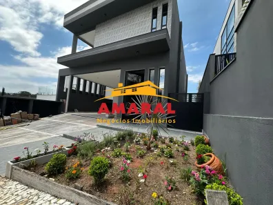 Sobrado com 4 Quartos à venda, 340m² no Residencial Granja Anita, Mogi das Cruzes