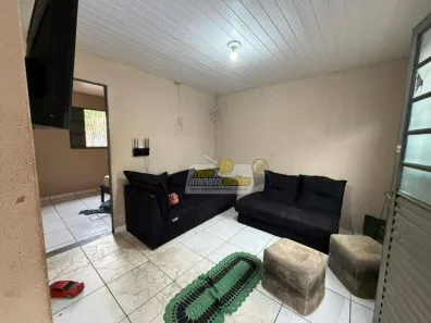 Casa com 2 Quartos à venda, 82m² no Jardim Copacabana, Uberaba
