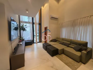 Sobrado com 3 Quartos à venda, 248m² no Condomínio Belvedere, Cuiabá