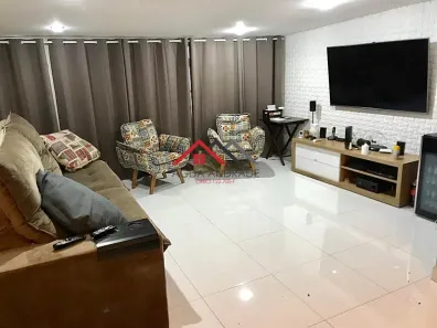 Sobrado com 3 Quartos à venda, 180m² no Vila Dalva, São Paulo