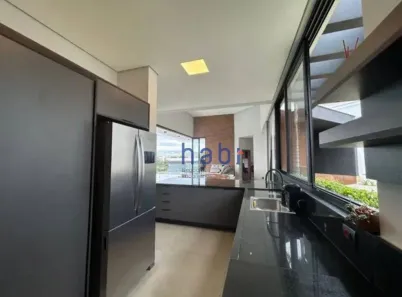 Casa de Condomínio com 4 Quartos para alugar, 395m² no Jardim Guadalajara, Sorocaba