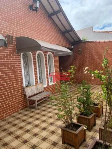 Casa com 3 Quartos à venda, 300m² no Jardim Bom Pastor, Santo André
