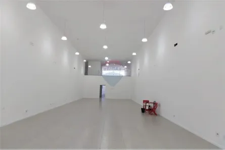 Ponto Comercial para alugar, 296m² no Centro, Atibaia