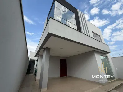 Casa com 4 Quartos à venda, 290m² no Residencial Doutor Walchir Resende Costa, Divinópolis