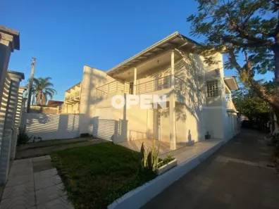 Sobrado com 4 Quartos à venda, 198m² no Niterói, Canoas